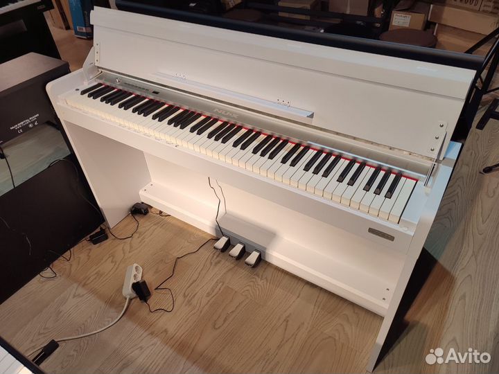 Цифровое пианино NUX WK-310-White