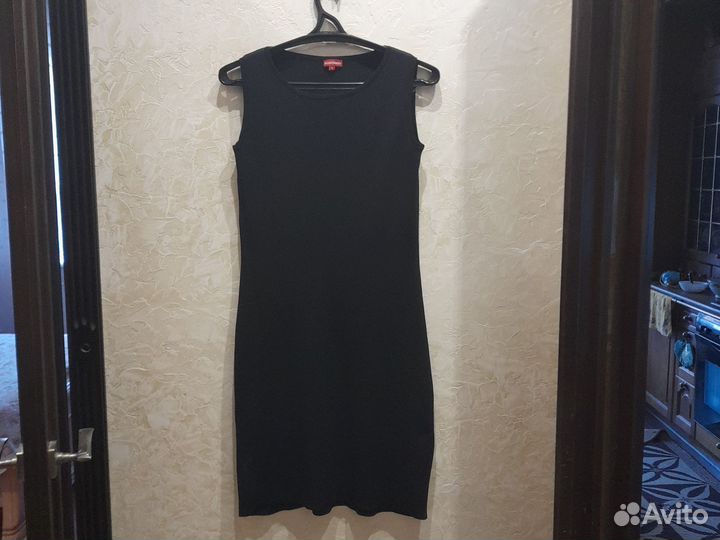 Платье трикотажное женское