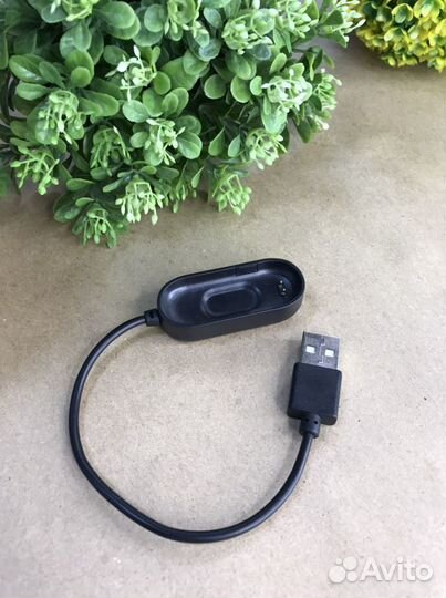 Зарядное устройство для Mi Band 4