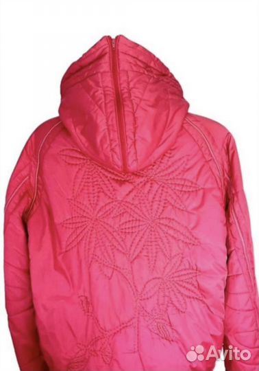 Куртка женская с капюшоном весна 52-54 размер