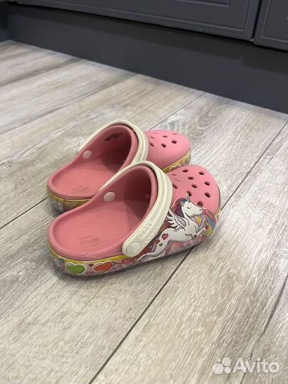 Обувь crocs для девочек 25