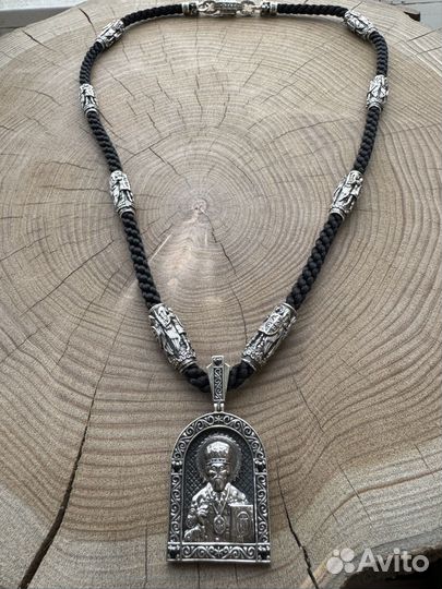 Шнур(Гайтан)с серебряными вставками и икона