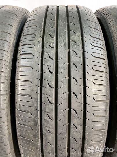 Goodyear EfficientGrip SUV 4x4 225/55 R19 102Y