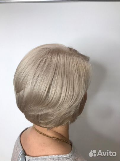 Парикмахер окрашивание волос