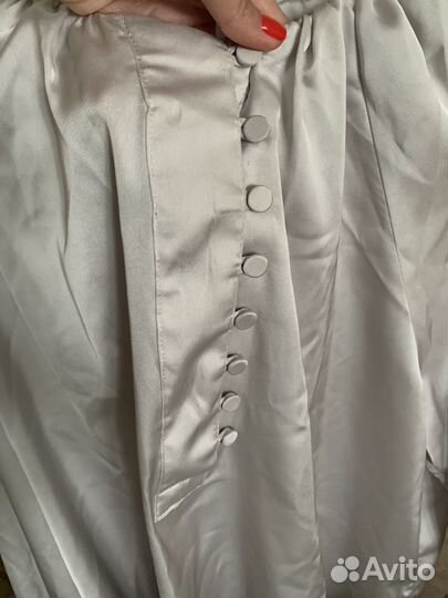 Блузка шелковая