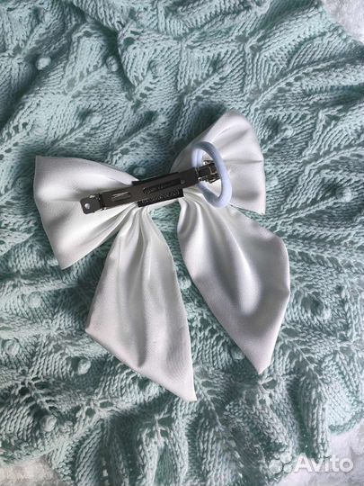 Бант для волос на заколке