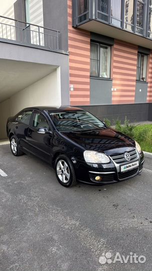 Volkswagen Jetta 1.6 AT, 2009, 189 600 км