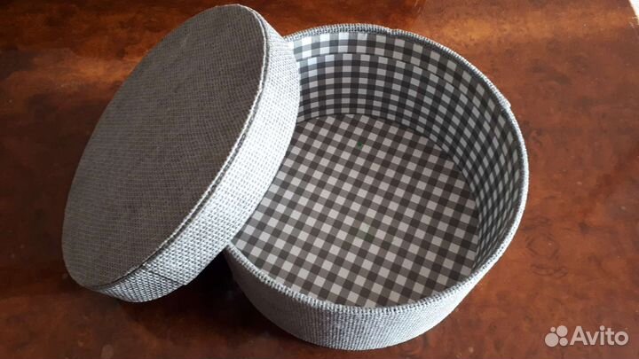 Коробка для хранения вещей