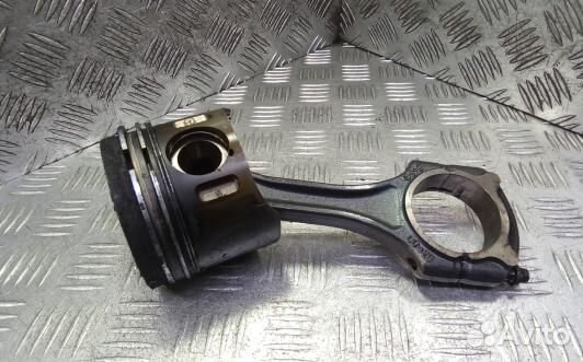 Поршень дизельный mercedes benz C-class W204 (96L0