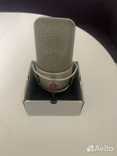 Студийный микрофон