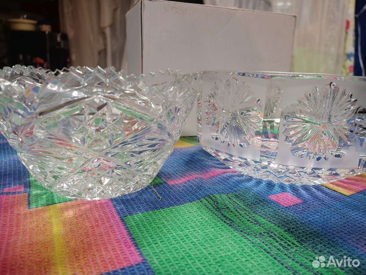 Хрустальные вазы несколько разных внутри