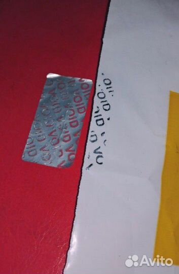 Наклейки для защиты писем или товаров