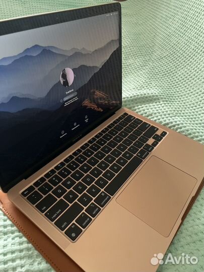 Macbook air 13 2020 m1 8gb 256