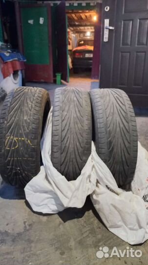 Toyo Proxes T1-R 215/50 R17