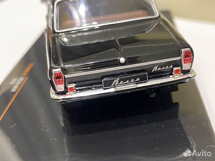 Модель автомобиля Волга 1:43