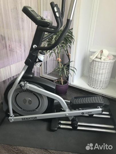 Эллиптический тренажер Proxima Senator iPro