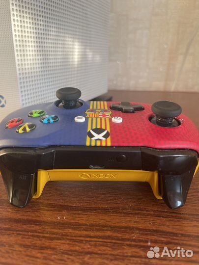 Кастомный контроллер Xbox One S Барселона