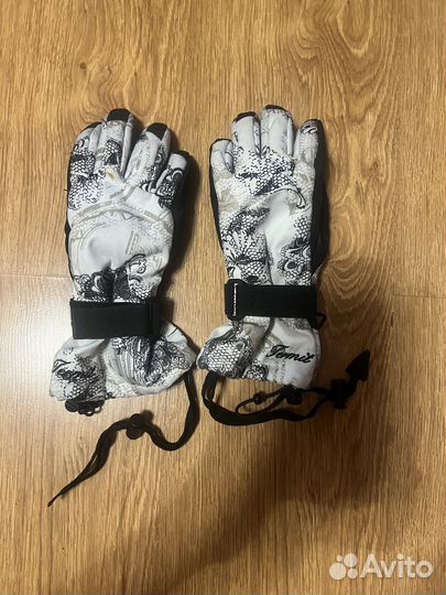 Горнолыжные перчатки подростковые
