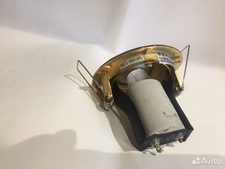 Светильник потолочный встраиваемый