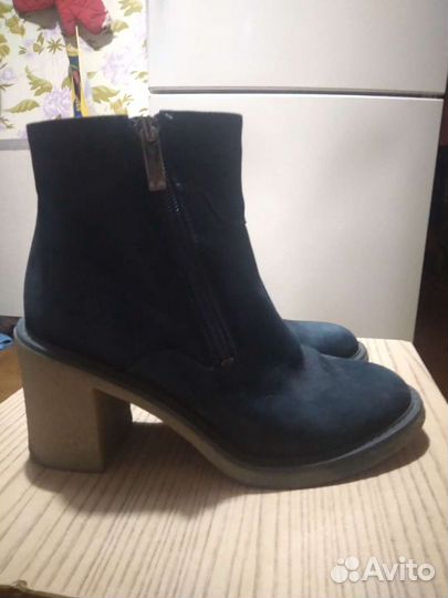 Ботинки женские 36 размер