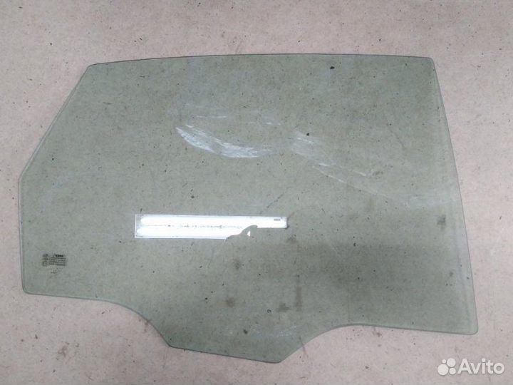 Стекло двери заднее правое Subaru Impreza 5D HBK
