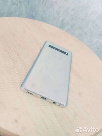 Samsung Galaxy S10 5G Single sim, 8/256 ГБ