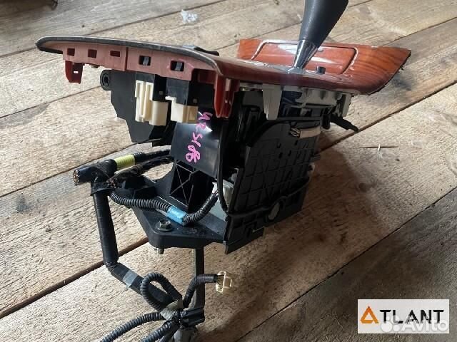 Ручка кпп toyota crown majesta