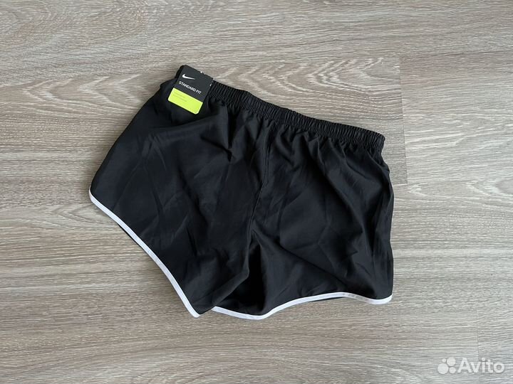 Nike XS новые шорты с плавками