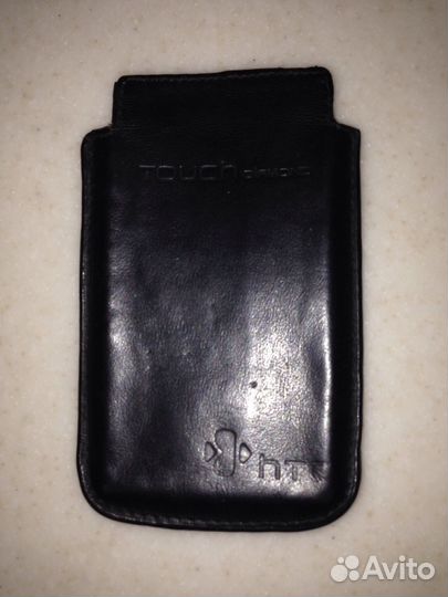 Чехлы кожаные для телефонов