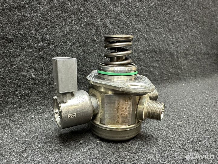 Тнвд левый Mercedes a2780701101 M278 M276 M157