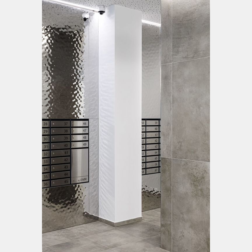2-к. квартира, 76,2 м², 1/15 эт.