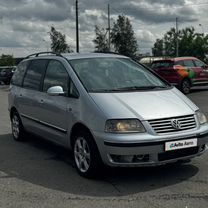 Volkswagen Sharan 1.9 AT, 2004, 270 000 км, с пробегом, цена 570 000 руб.
