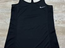 Женская лёгкая чёрная беговая майка Nike