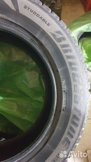 Шины Bridgestone 225 65 r17 зимние бу