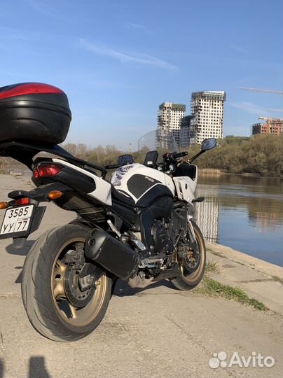 Yamaha FZ8
