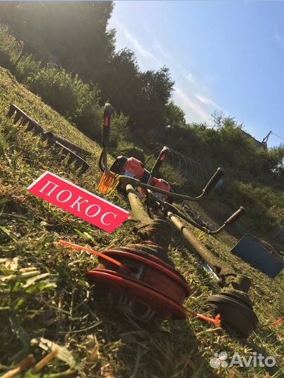 Покос травы триммером