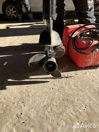 Лодочный мотор