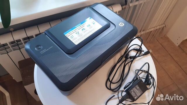 Цветной струйный принтер HP 2020hc