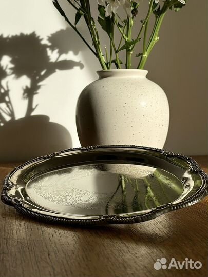 Сервировочный поднос