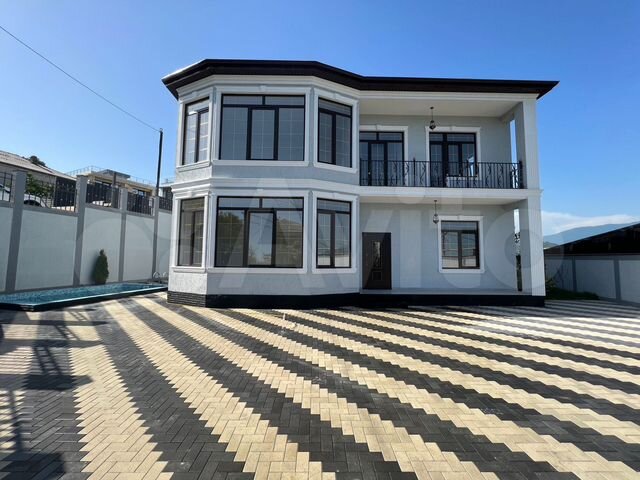 Коттедж 157,7 м² на участке 4 сот.