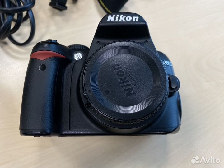 Фотоаппарат Nikon D3000