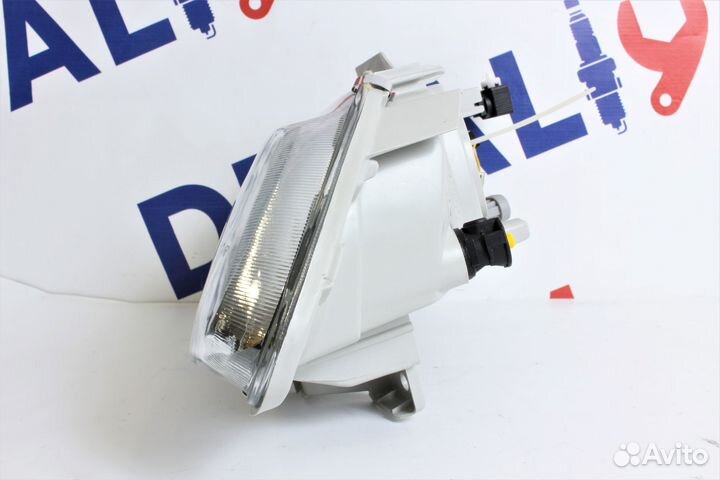 Фара основная правая (Renault)