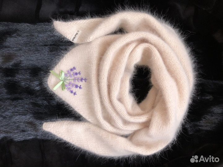 Бактус, снуд, шапка, варежки с итальянской пряжи