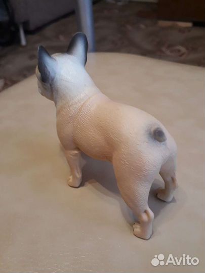 Французский бульдог фигурка
