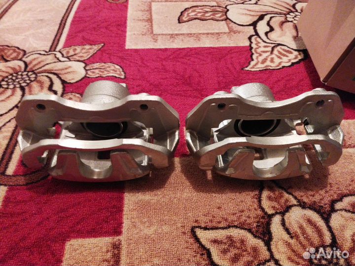 Передние Суппорта на Mitsubishi Lancer 9