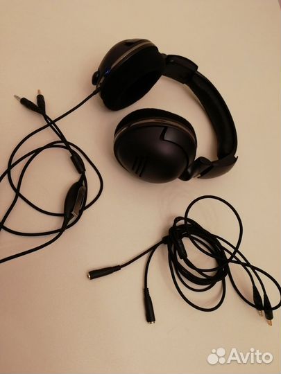 Наушники Alienware