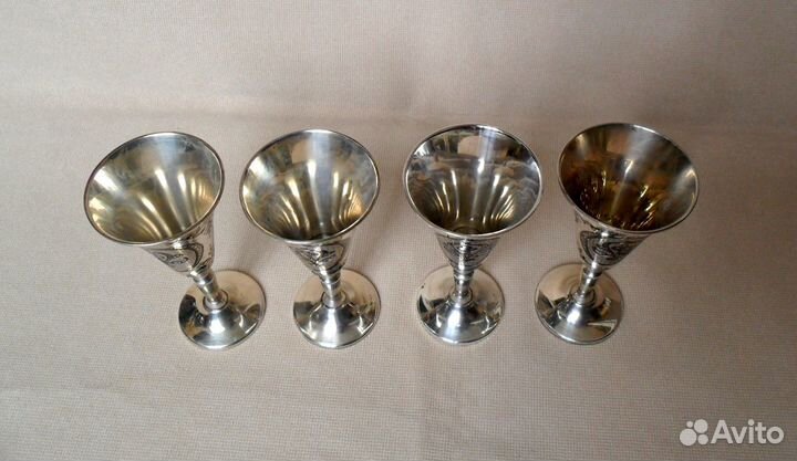 Набор фужеров из серебра