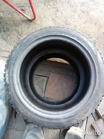 Kumho I'Zen KW22 235/45 R17 97T