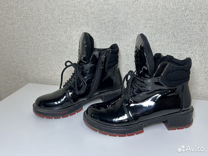 Ботинки женские 36