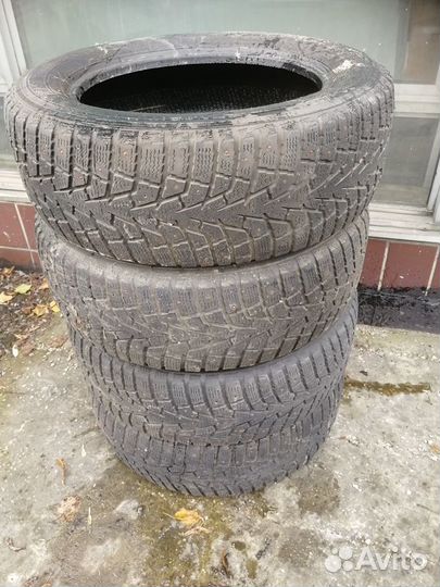 Maxxis NP3 Arctic Trekker 235/60 R18 107T